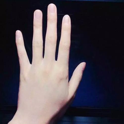 如何用手让男人舒服？用手让男生感觉舒服
