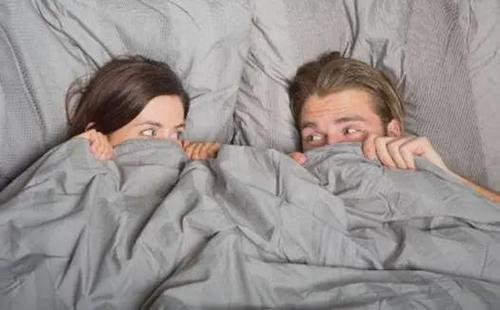 为什么所有的性生活都在晚上？夜间性生活的主要原因是