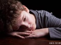 如何安慰一个抑郁的女人？安慰抽泣女孩温暖的话语